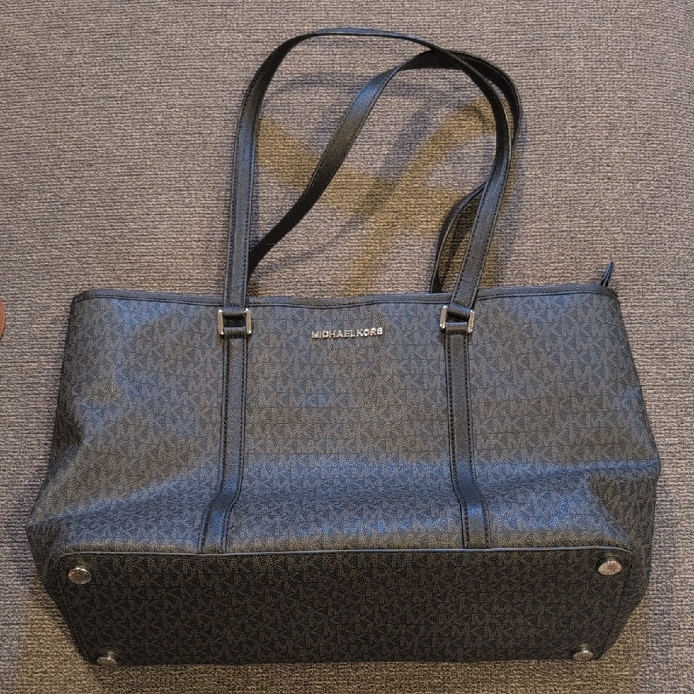 Michael Kors Black Signature Tote